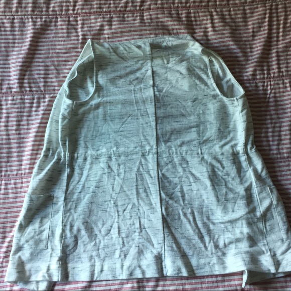 Women's M Asymmetrical Zipper Tunic Vest - Picture 3 of 7